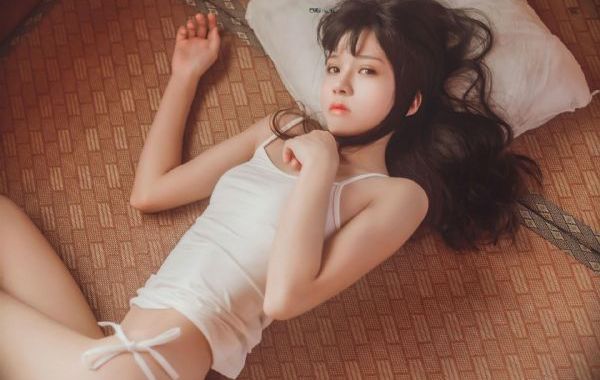 av成人巨乳福利最新章节-豆瓣电影在线观看