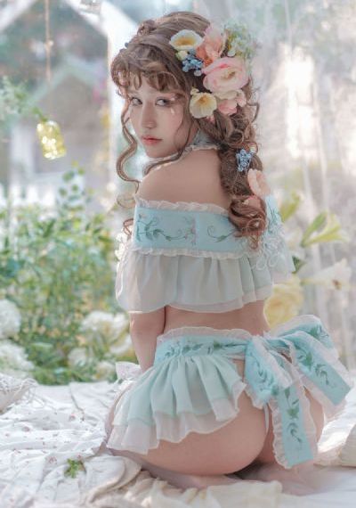 校花被老头糟蹋得呻吟-迅雷西瓜视频免费观看