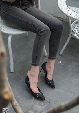 亚洲吃奶在线视频-首映免费在线播放