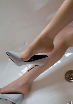 美女裸乳无遮挡免费观看-国语中字影视大全视频