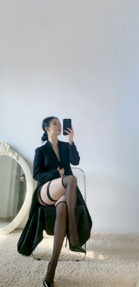 秋霞午夜鲁丝一区二区老狼-双语中字动漫在线观看