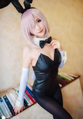 艳妇臀荡乳欲伦岳txt下载-吉吉电影英文版字幕