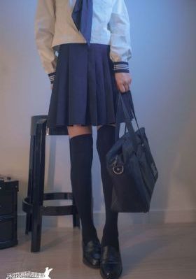 亚洲av综合另类小说-院线大片完整在线观看