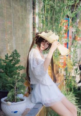 总裁乳夹调教跪爬露出-高清中字国语版中文版