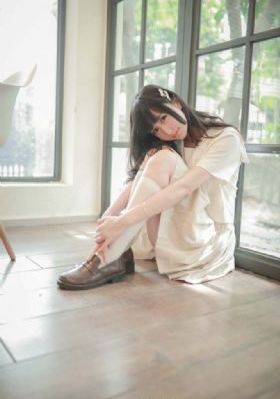 美女解开胸罩摸自己胸直播-无水印在线观看