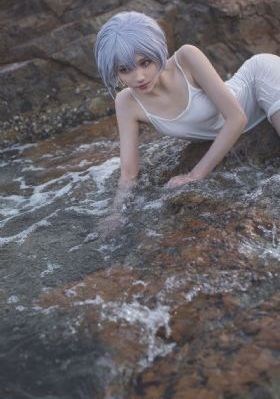 日本暖暖视频在线观看-首映神马影院手机在线